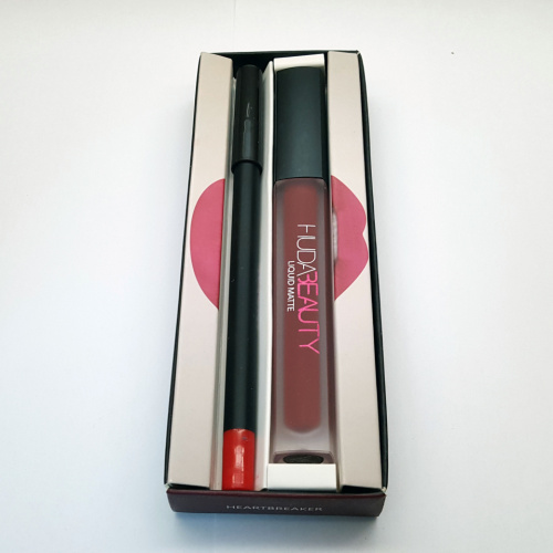 Блеск для губ + контур Huda Beauty Liquid Matte